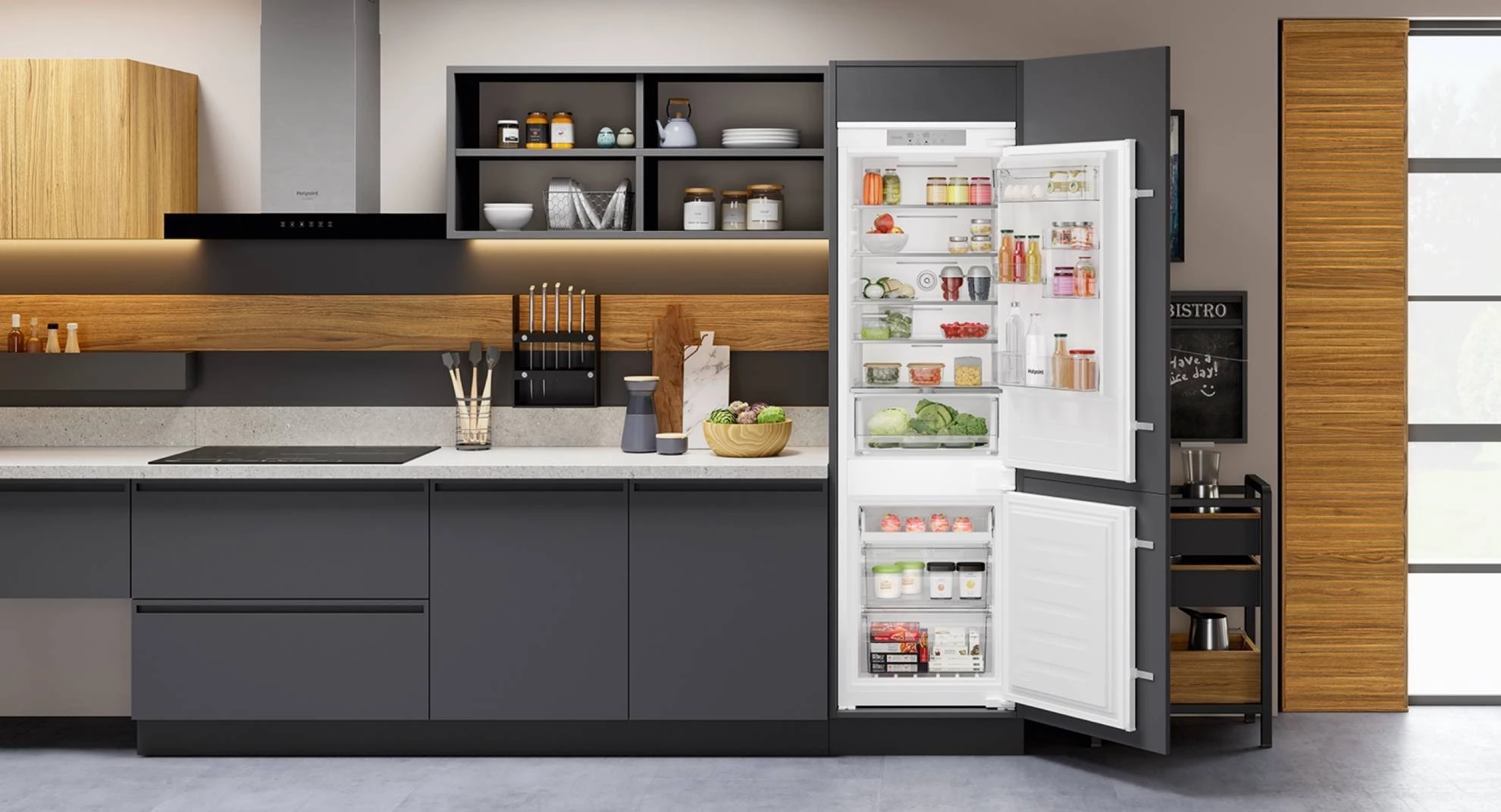 Guida dettagliata di Hotpoint alla pulizia del microonde