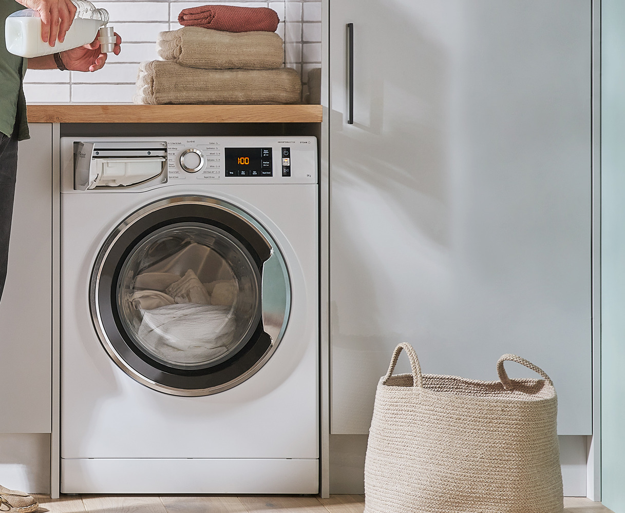Hotpoint Washing Machine Features & Setting for Delicate Fabrics