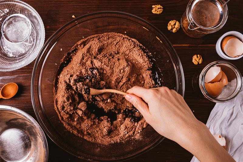 torta con cioccolato uova di pasqua