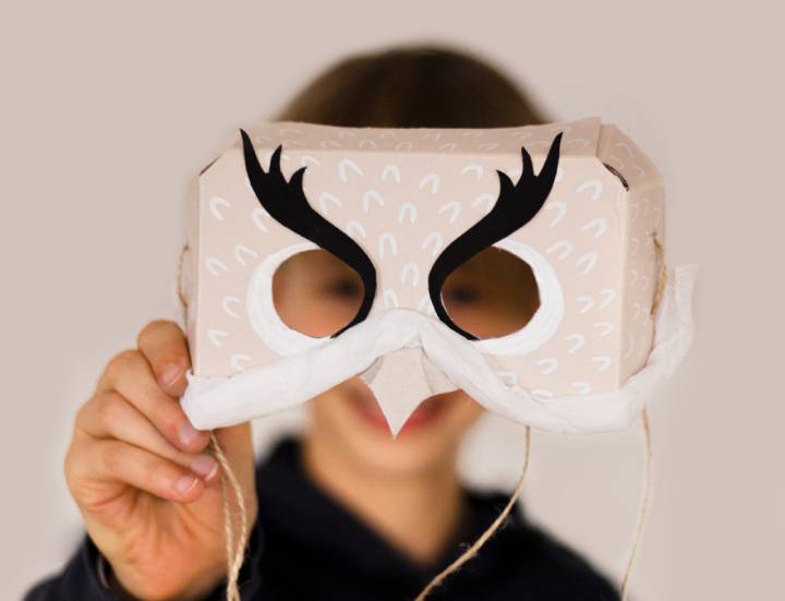 Upcycling Idee: Faschingsmasken aus Papiertüten