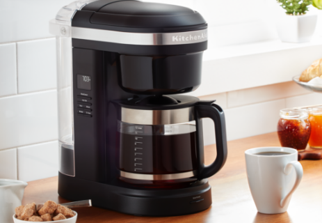 https://assets.wpsandwatch.com/storage/images/6/5/4/9/14679456-1-eng-GB/black-drip-coffee-maker.png