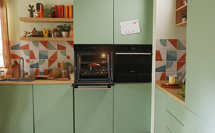 The Best Ovens for Baking by Hotpoint