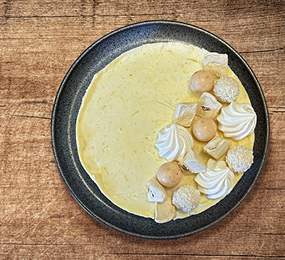 White Chocolate and Lemon Cheesecake