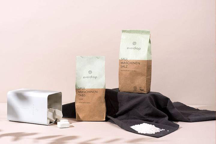 SPÜLMASCHINE REINIGEN: HAUSMITTEL UND TIPPS GEGEN GERÜCHE