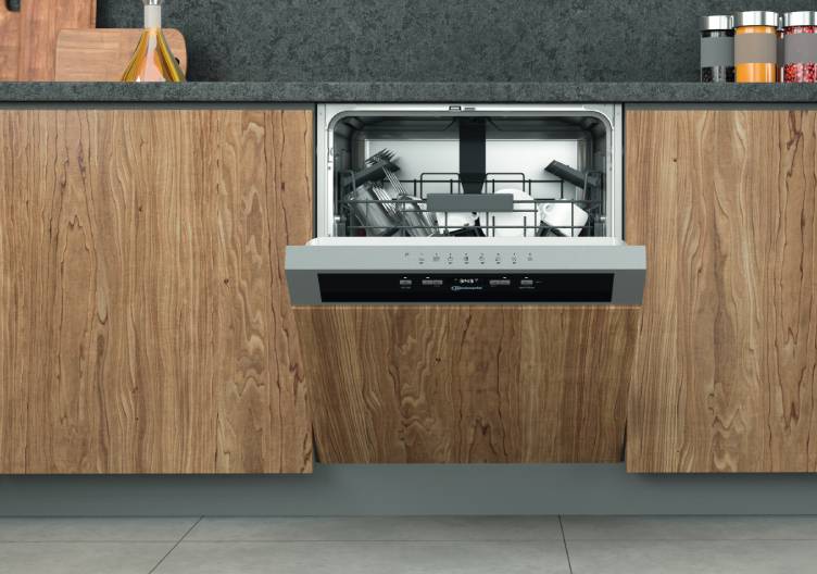 Spülmaschine richtig einräumen – so gehen Sie vor