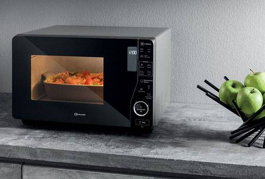 Extra Space Mikrowellen von Bauknecht