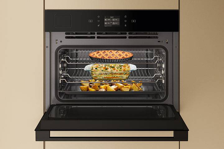 Cook3 - gleichzeitiges Kochen und Backen auf bis zu 3 Ebenen