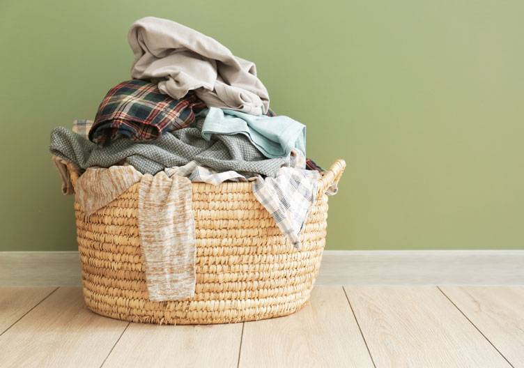 Wäsche stinkt nach dem Waschen? Diese Tipps helfen