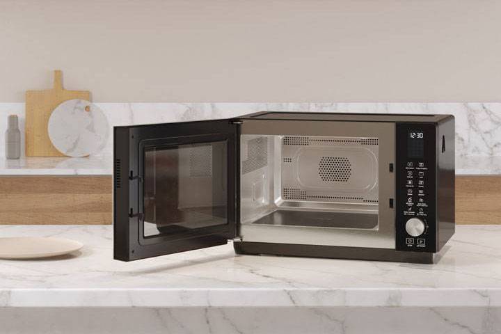 WAS KANN IN DER MIKROWELLE ERHITZT WERDEN UND WAS NICHT?