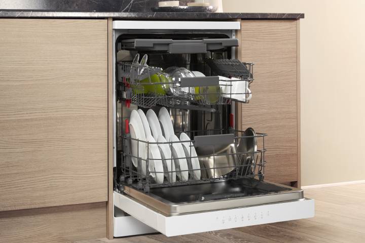 Spülmaschine einräumen – Speisereste
