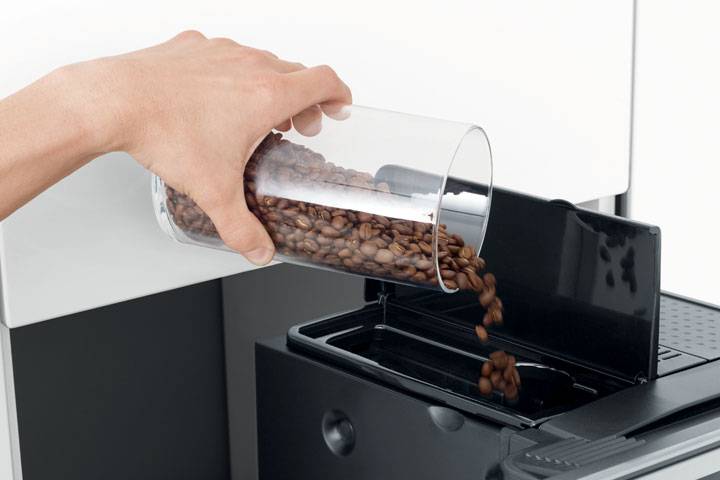 KAFFEEMASCHINE MIT MAHLWERK BIS ZUM PAD-GERÄT