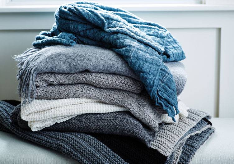 Wolle, Seide, Jeans & Co: Wie wäscht man’s richtig?