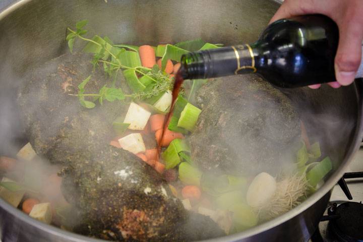 Schmoren: So gehen Sie vor