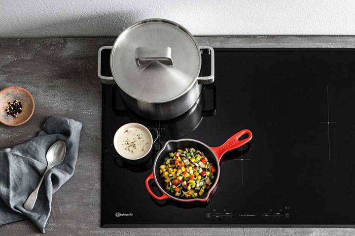 Kann man das Ceranfeld heiß Reinigen?