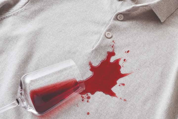 3. Flecken schnellstmöglich vorbehandeln