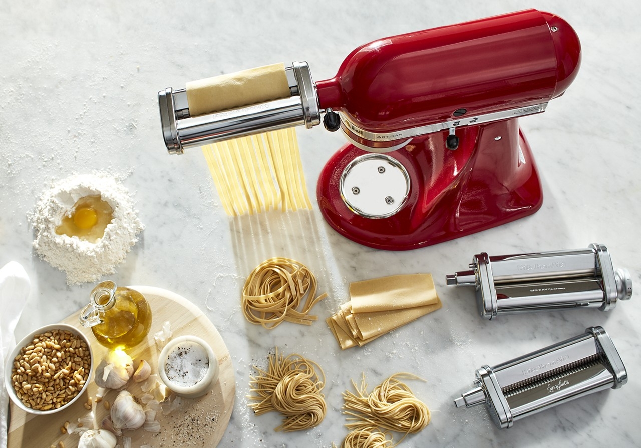 Stand mixer with pasta cutters and roller 3 piece set