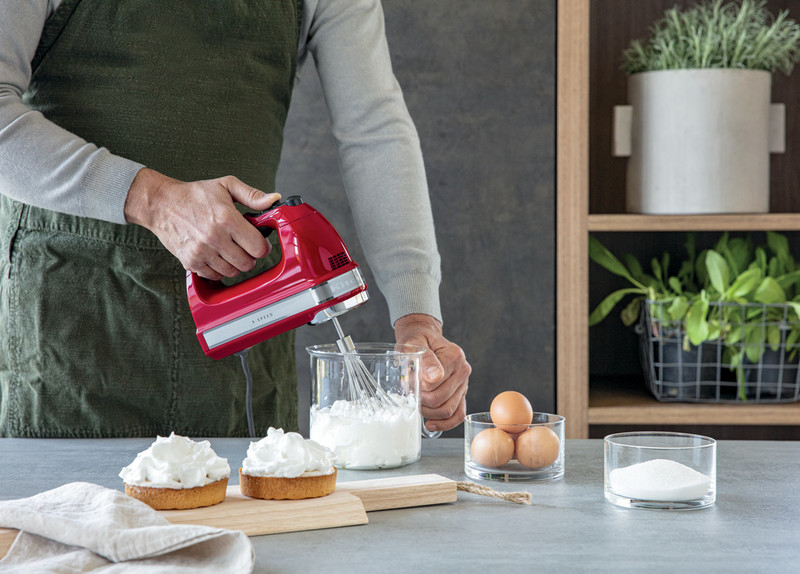 little hand mixer