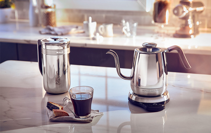 French press precision - Artisan and kettle with digital precision - Artisan