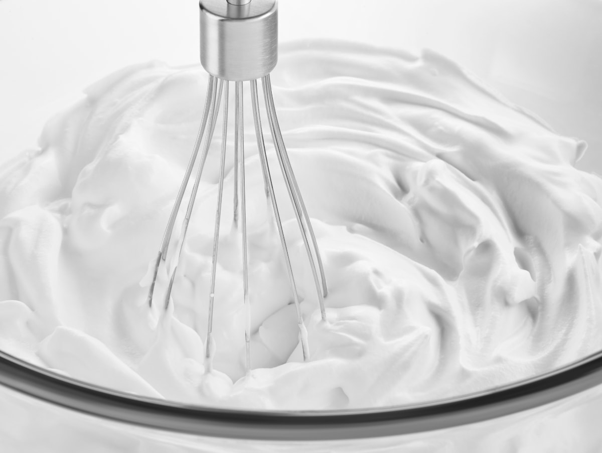 Hand mixer 6 speed with flex edge beaters KitchenAid UK