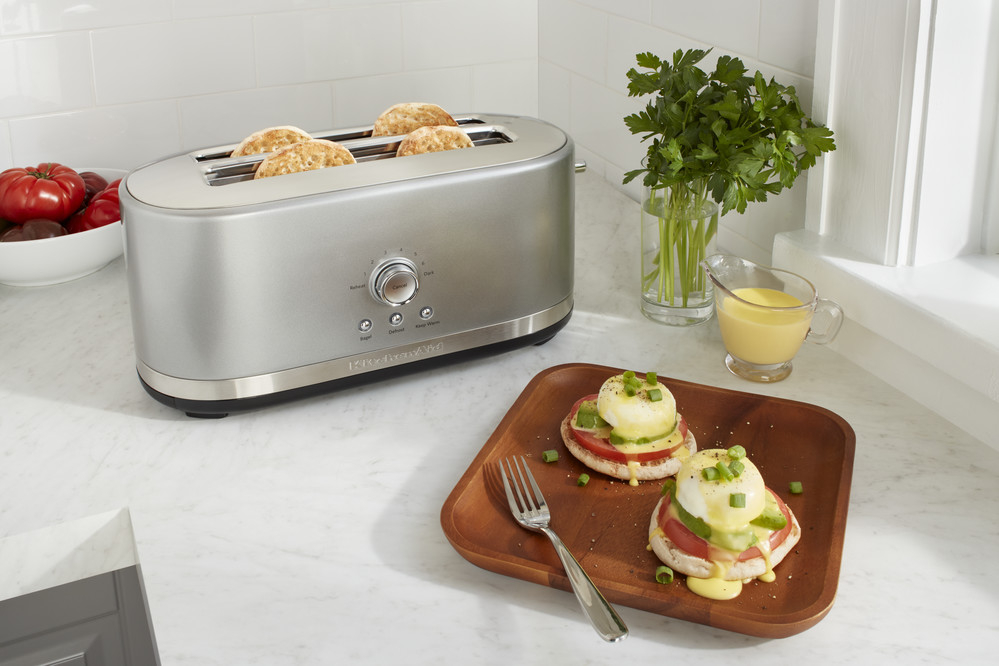 Silver long slot toaster with bagels