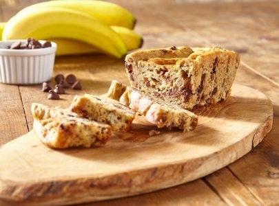 Slice of cake and bananas