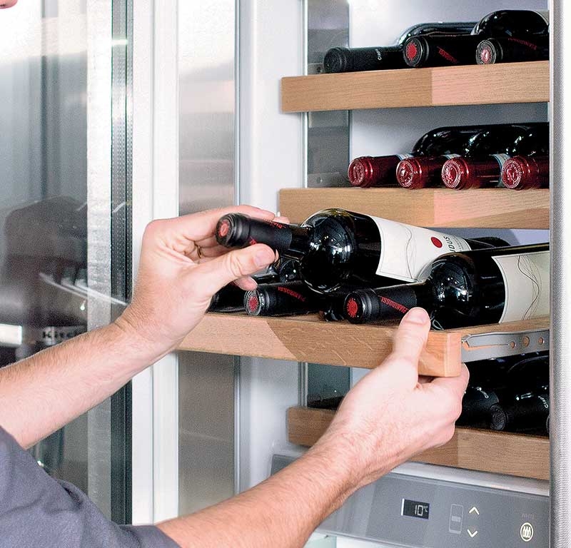 Cave A Vin Faible Profondeur 30 Cm Collection Vertigo Cave A Vin Encastrable 60 Cm Kcvwx 20600l Site Officiel Kitchenaid