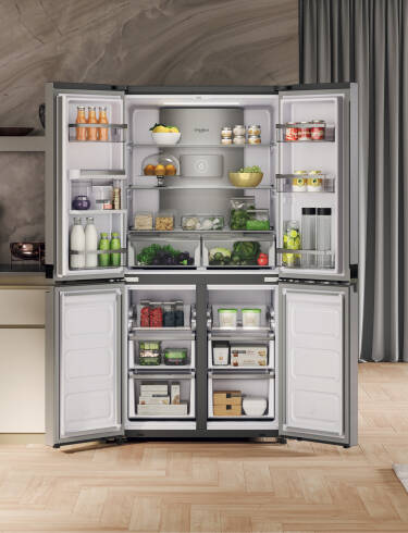 Czterodrzwiowa lodówka Whirlpool