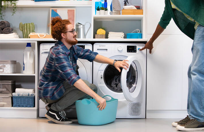Easy laundry drying in one push*