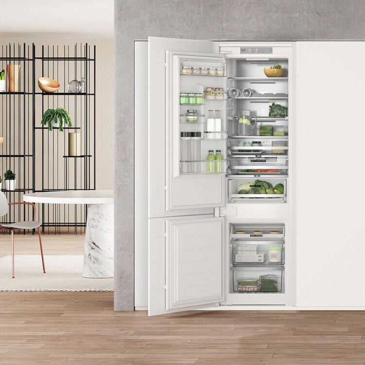 Réfrigérateur encastrable Whirlpool Total NoFrost