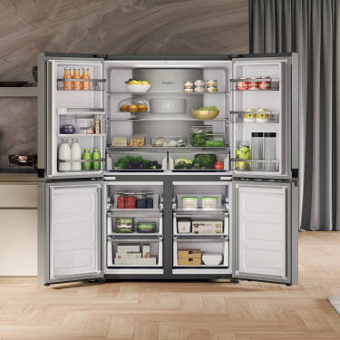 Whirlpool Amerikaanse koelkast met open deuren