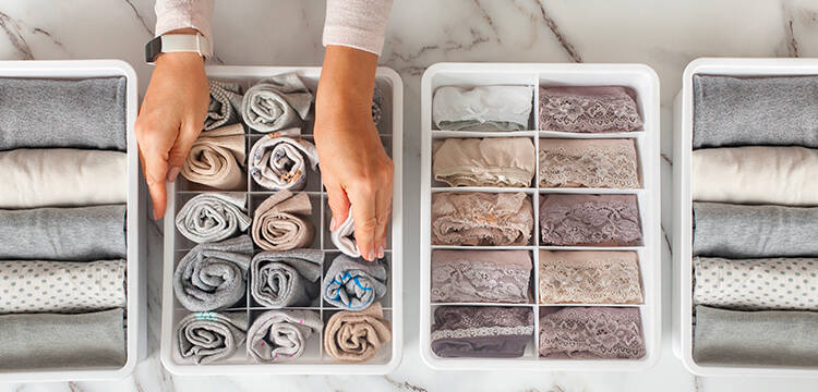 Arreglar la ropa es uno de los consejos de cuidado personal