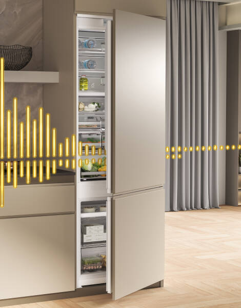 Lodówka do zabudowy Total No Frost Space400