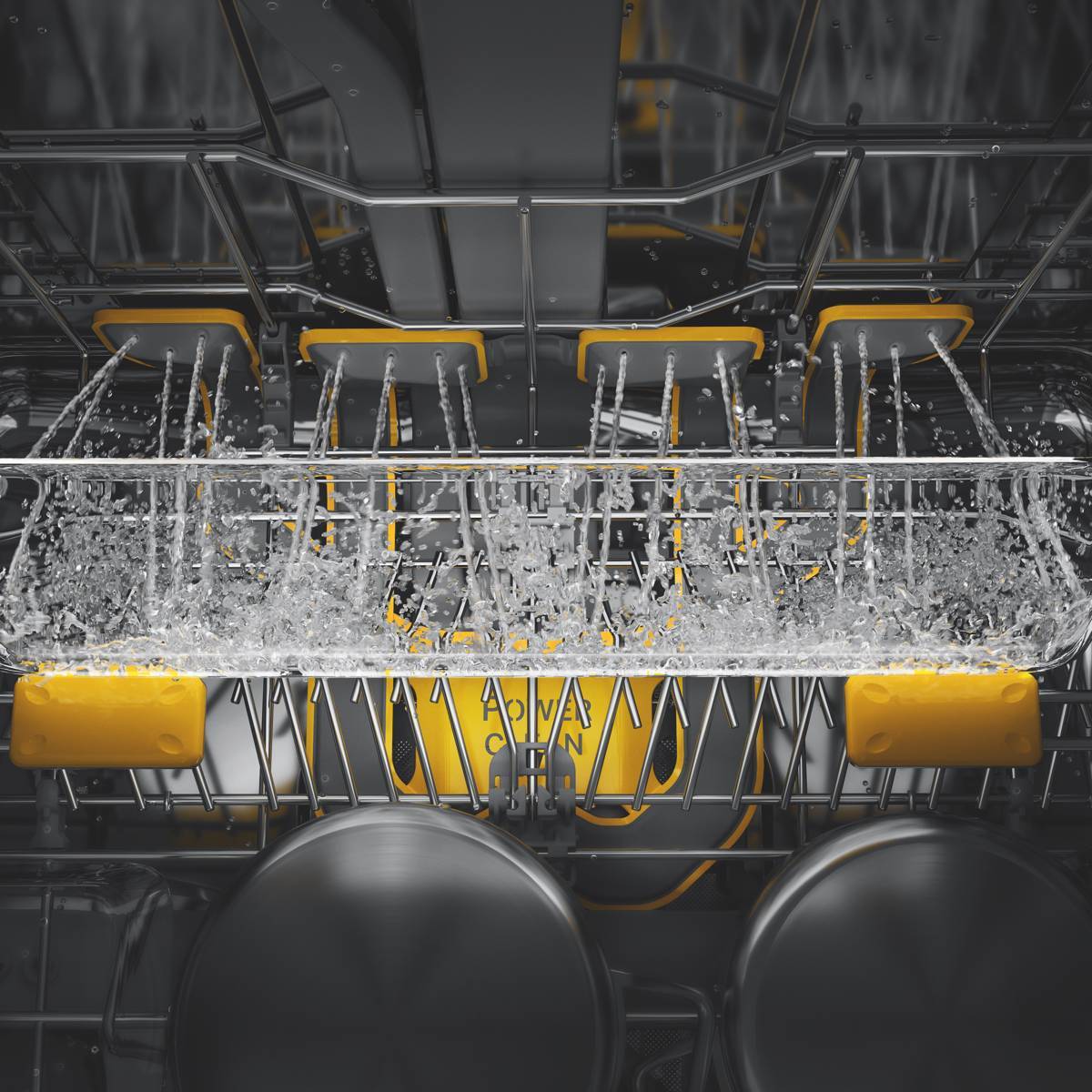 Njut av enastående resultat utan att behöva skrubba eller fördiska för hand.