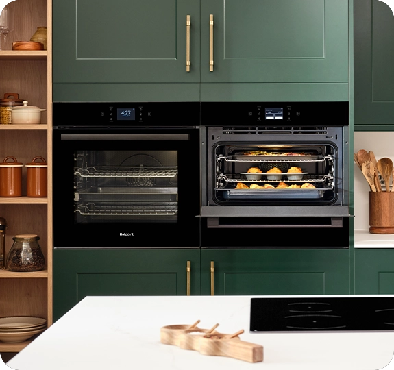 COMPACT, SPACIOUS, EFFICIENT. COOK ON ALL 3 LEVELS WITHOUT FLAVOUR TRANSFER