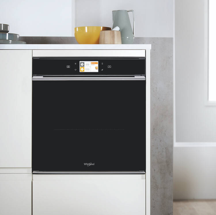 forno embutido preto