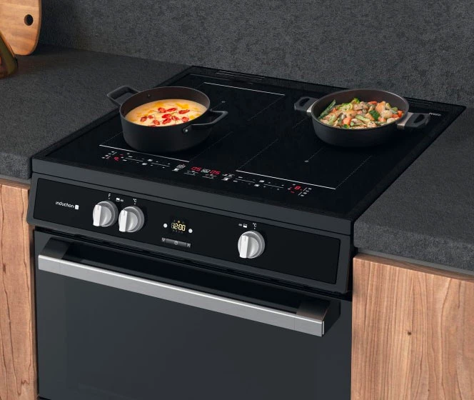 Double display for easy control