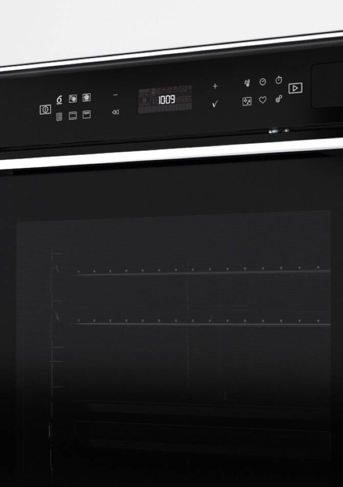 Zoom bandeau d'affichage four vapeur W7 de Whirlpool