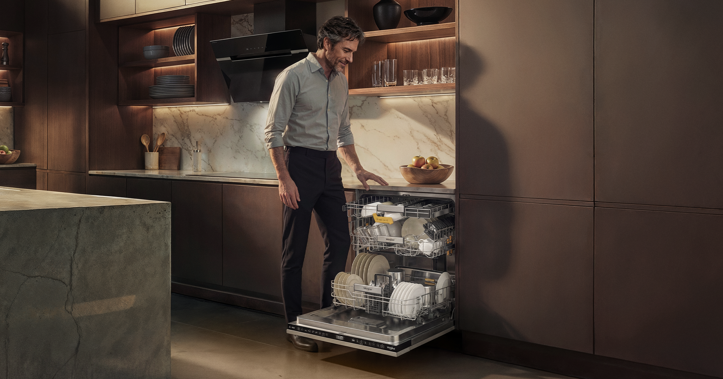 Kuchyňa vybavená vstavanými spotrebičmi Whirlpool