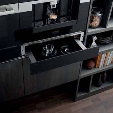 IL CASSETTO SCALDAVIVANDE DELLA MACCHINA DA CAFFE’ A INCASSO