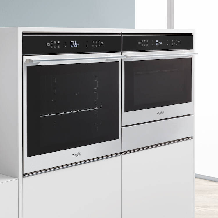 Design du four et four à micro-ondes W7 Collection de Whirlpool