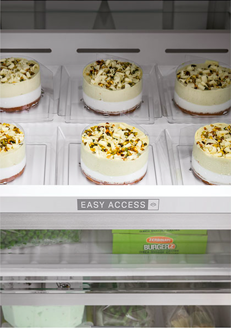 EasyAccess lade in de Whirlpool W7 Total NoFrost koel-vriescombinatie