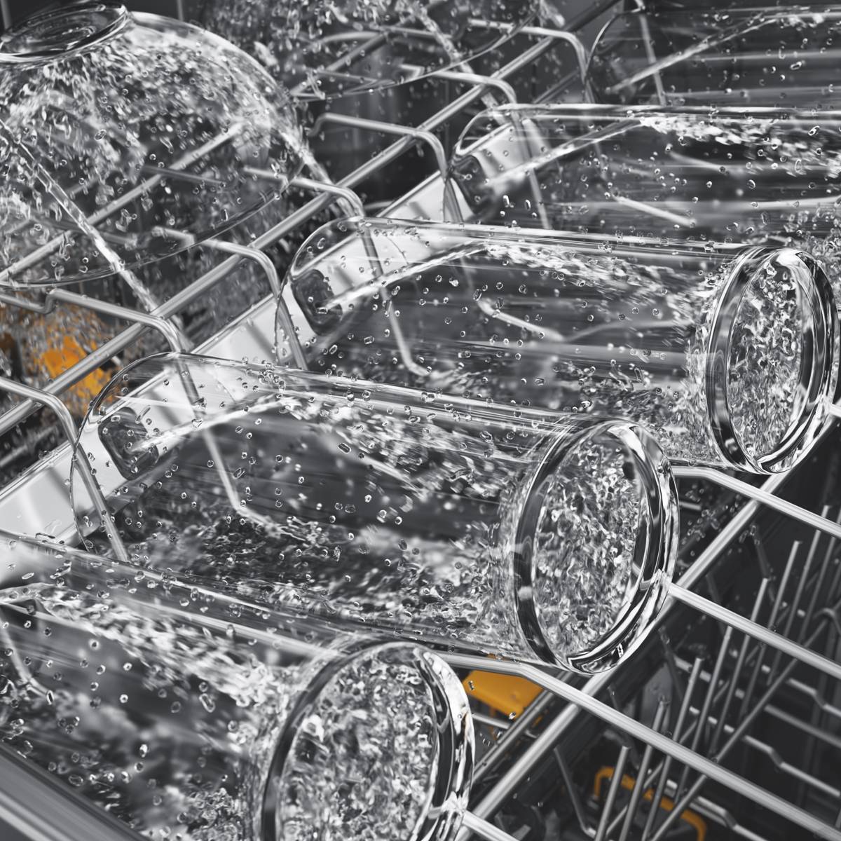 Objevte největší* 3. zásuvku s integrovanými vodními tryskami