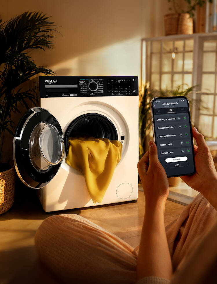 Machine à laver Whirlpool AdaptiveWash