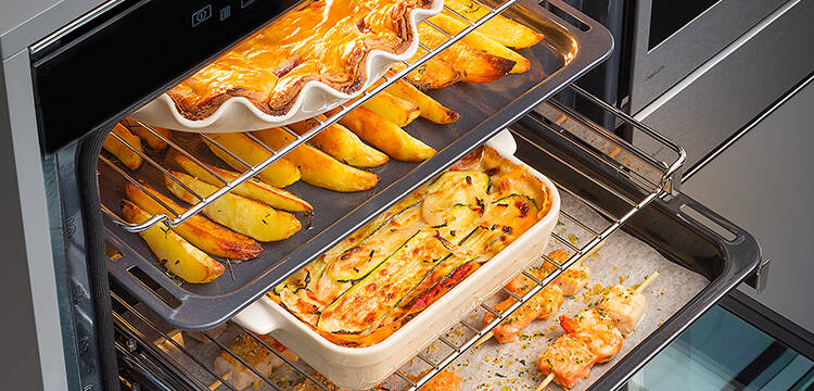 Cuptoare Whirlpool cu funcția Cook4