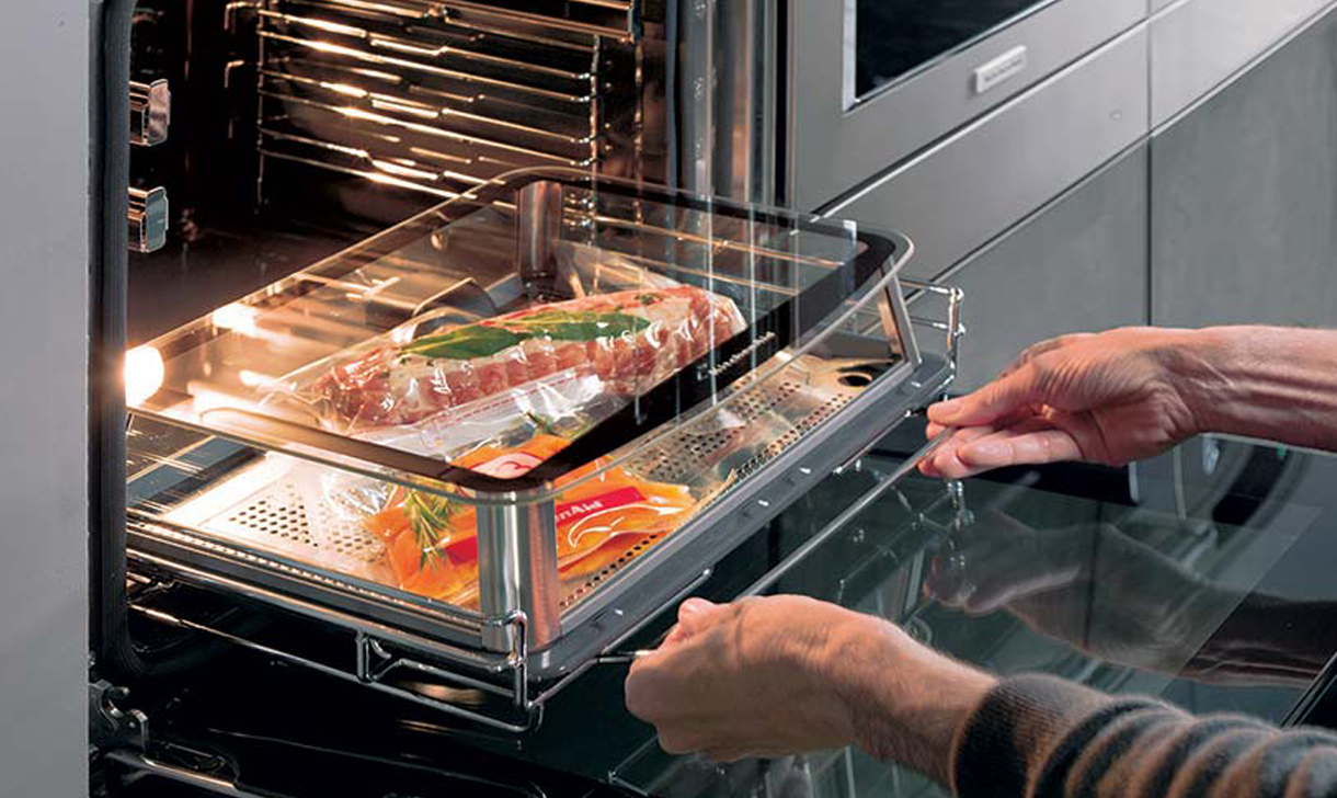 Sous-vide cooking | KitchenAid UK
